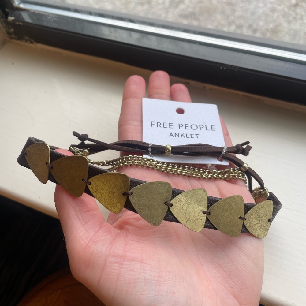 NWT Free People Brown Leather Gold Tone Metal Charms Chain Adjustable Anklet
